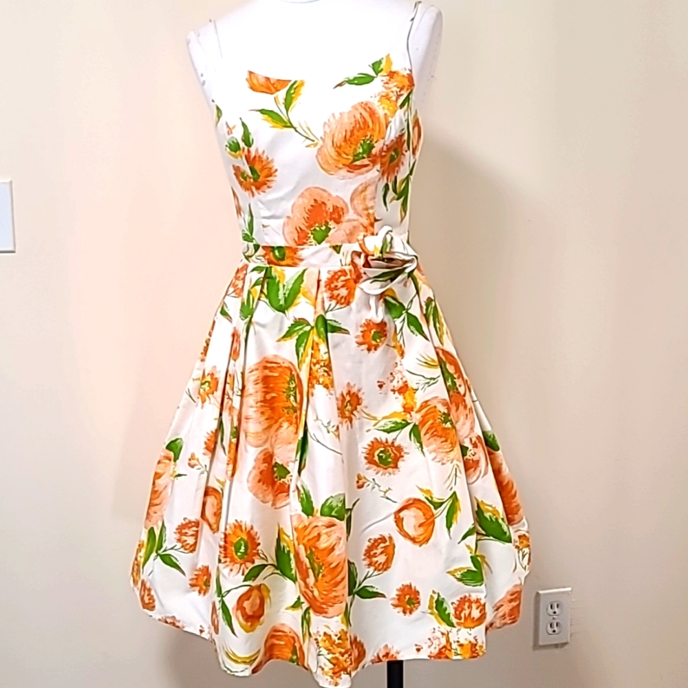 Unique Vintage dress size small